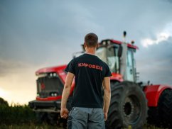 Кировец в юбилейной комплектации: выгода, которую видно сразу!